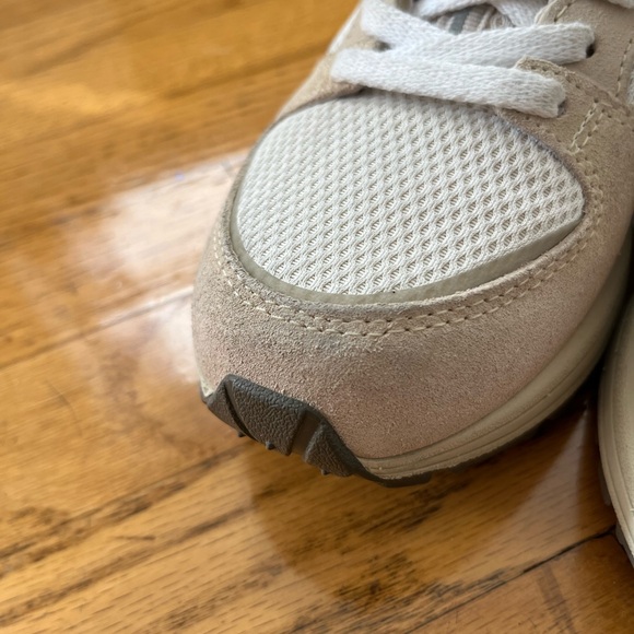 Veja Venturi Alveomesh in Gravel Menthol, US W 8 / Eur  39 - Picture 5 of 12